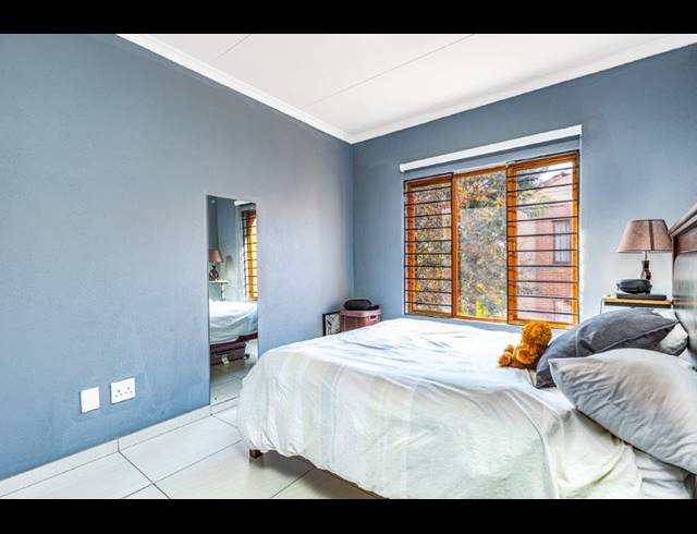 2 BEDROOM TOWNHOUSE RENTED IN VORNA VALLEY